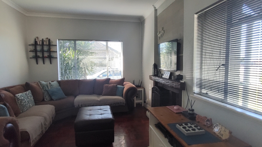 To Let 3 Bedroom Property for Rent in Kabega Park Eastern Cape